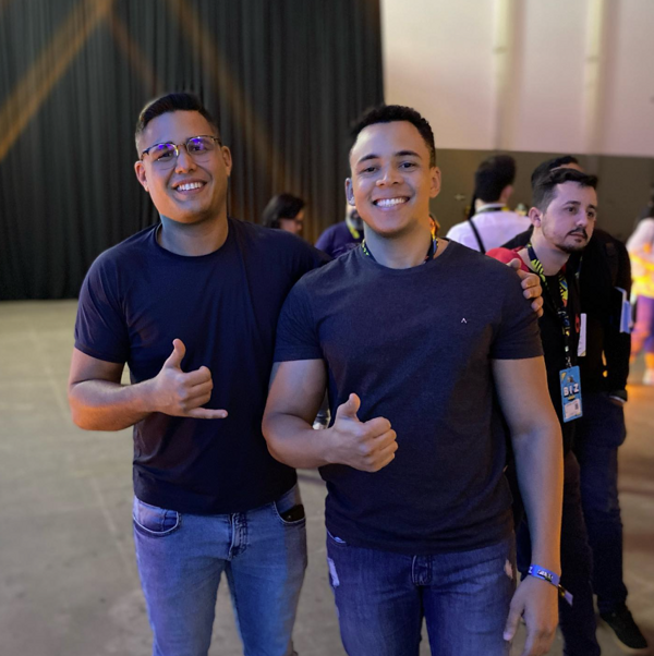 Victor Viana com Ícaro de Carvalho